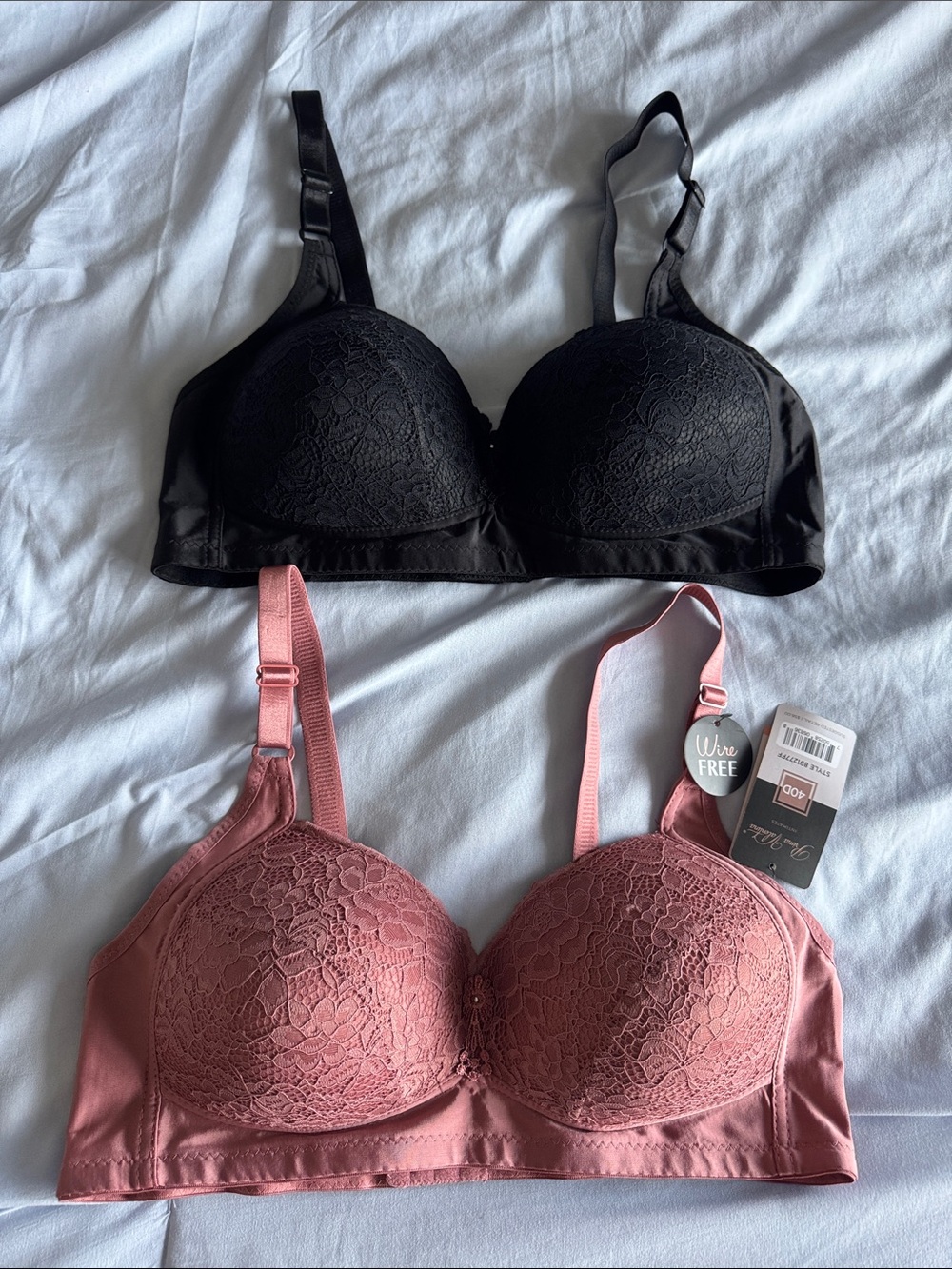 Lace-Overlay Wireless T-Shirt Bra — Black & Dusty Rose